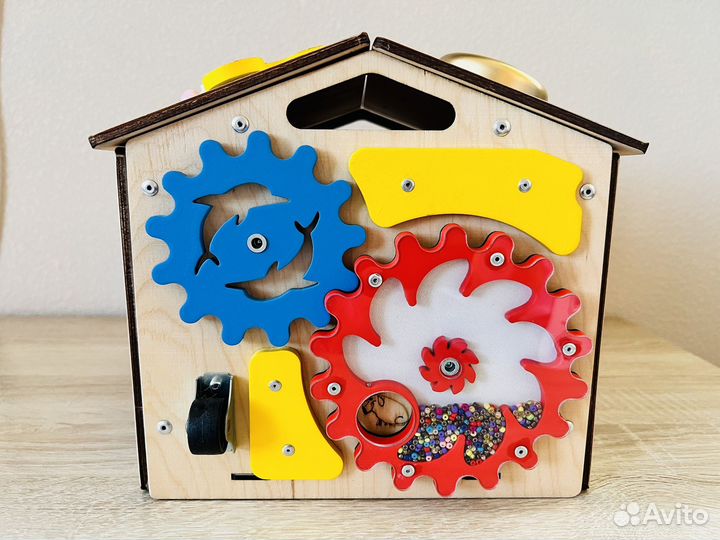 Бизиборд домик со светом