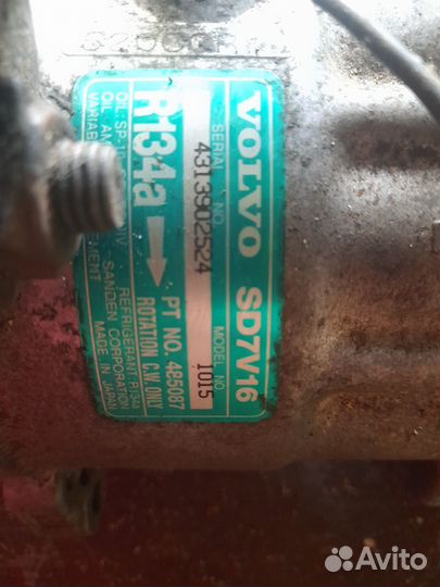 Компрессор кондиционера вольво460