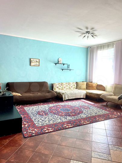 3-к. квартира, 82 м², 3/4 эт.