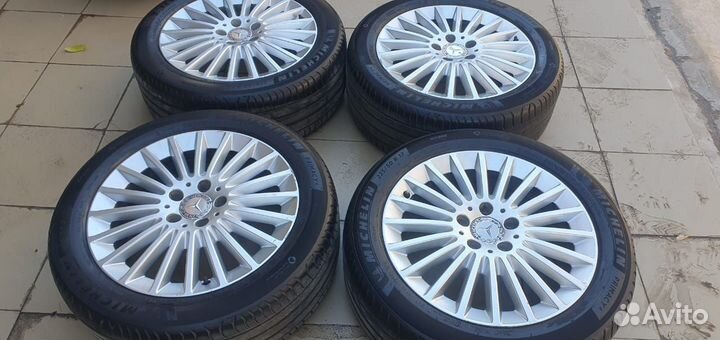 Комплект оригинал на Mercedes C R17