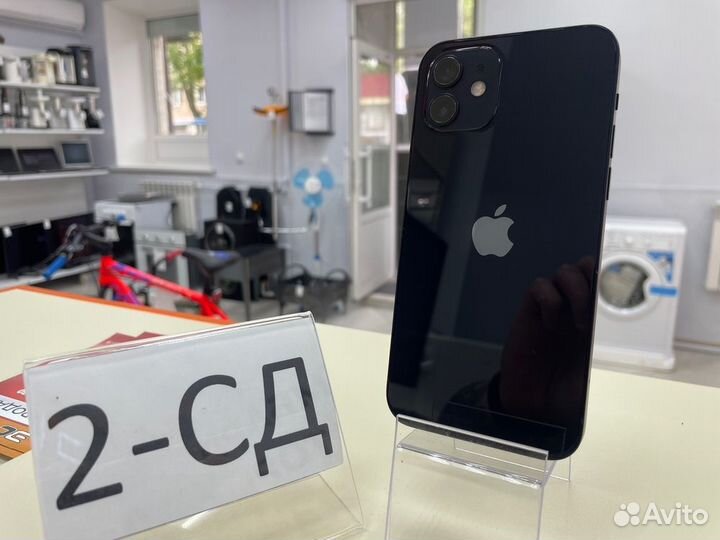 iPhone 12, 64 ГБ
