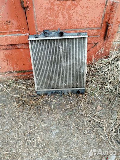 Радиатор охлаждения Honda HR-V