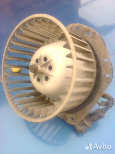 Продаю моторчик печки деу нексия