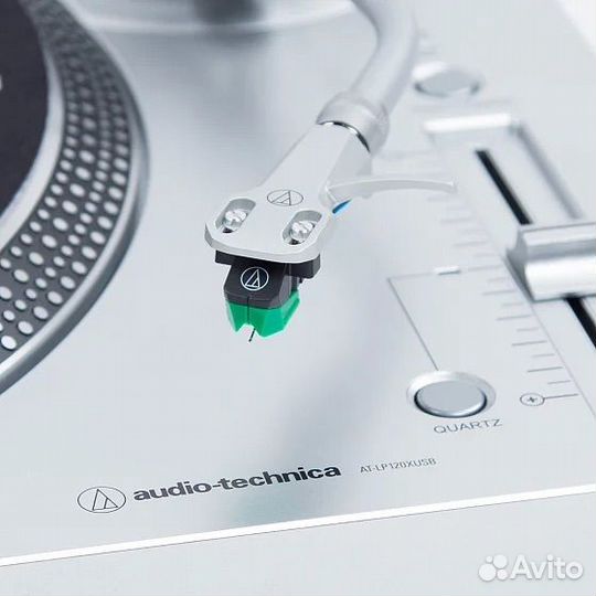 Виниловый проигрыватель Audio-Technica AT-LP120xus