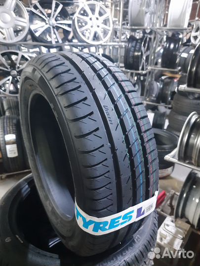 Viatti Strada Asimmetrico V-130 195/60 R15 88V