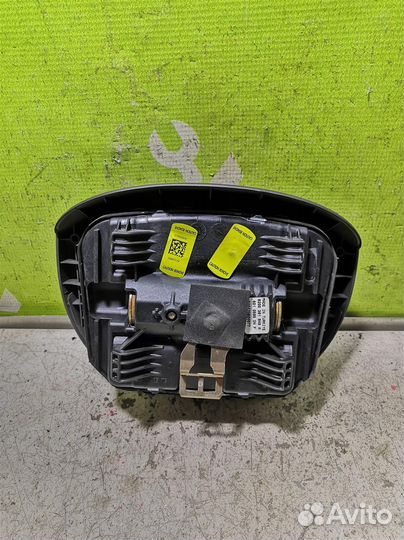 Подушка безопасности в руль Рено Меган 2