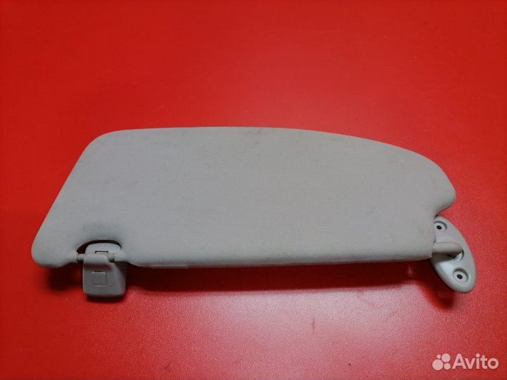 Козырек солнцезащитный передний правый Ford Focus