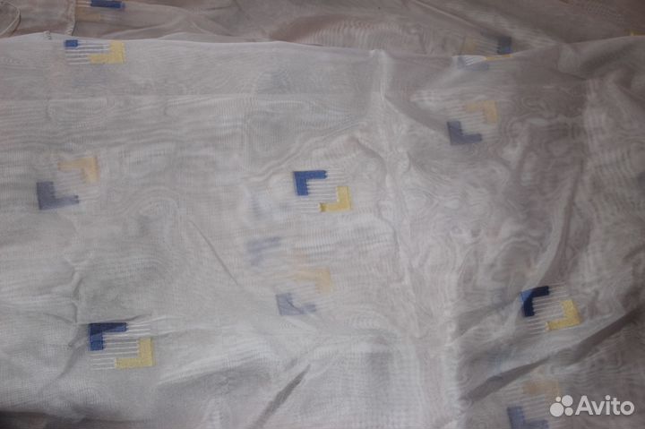 Продается ночная штора, тюль, бандо и карниз