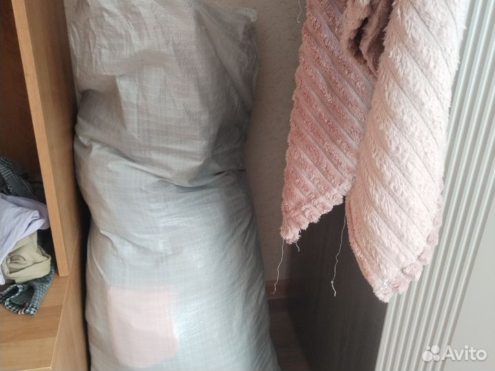 Продам 2 мешка одежды