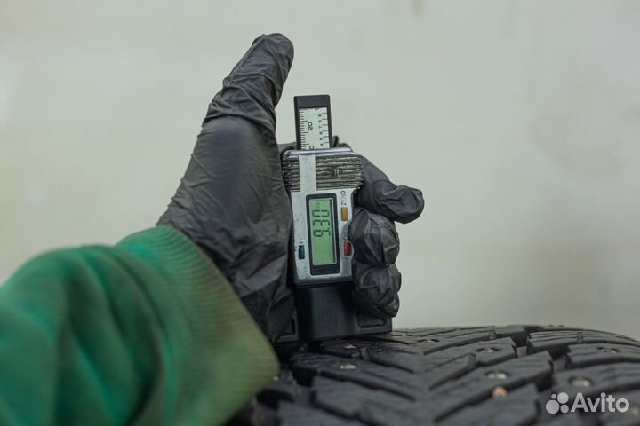 Nokian Tyres Hakkapeliitta 10p SUV 255/55 R20 110T