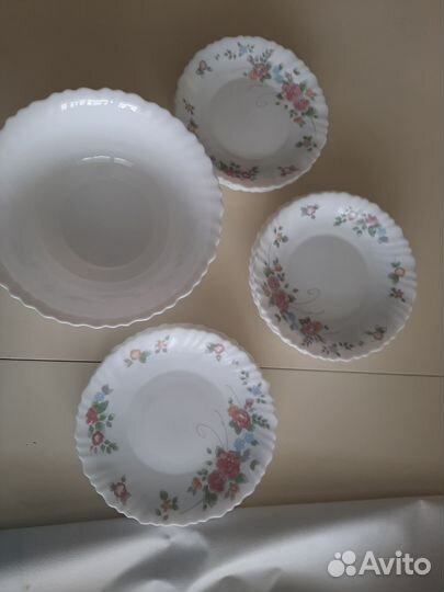 Сервиз столовый Arcopal (франция)