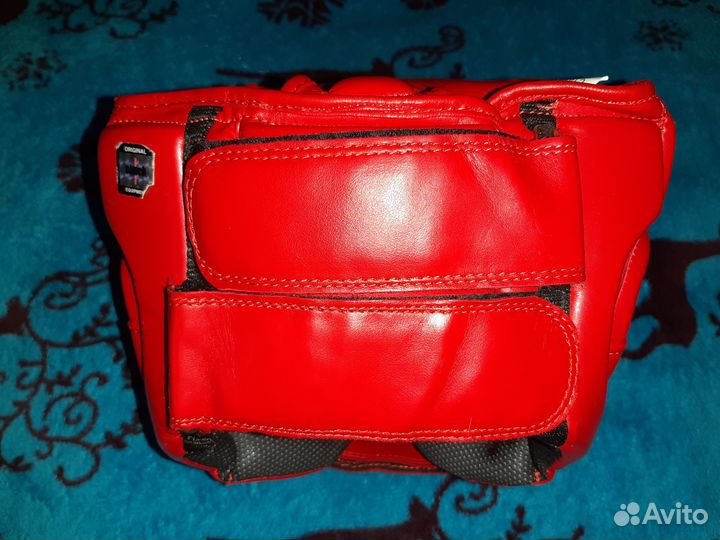 Набор для бокса, кикбоксинга (перчатки шлем и т д)