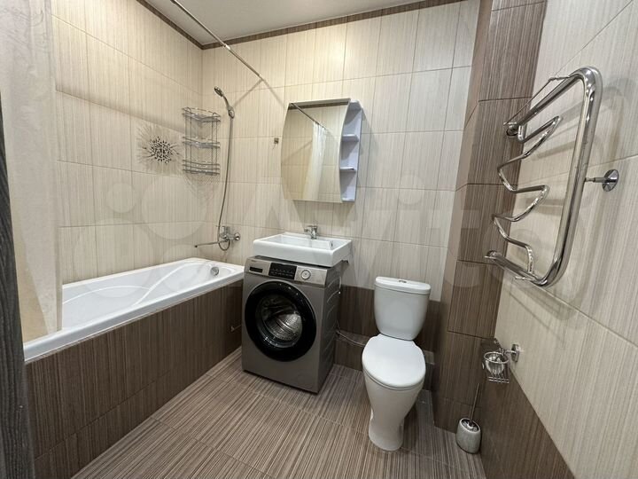 1-к. квартира, 46 м², 8/10 эт.