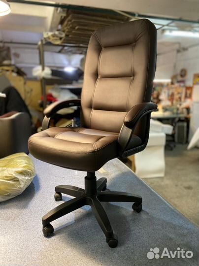 Кресло офисное