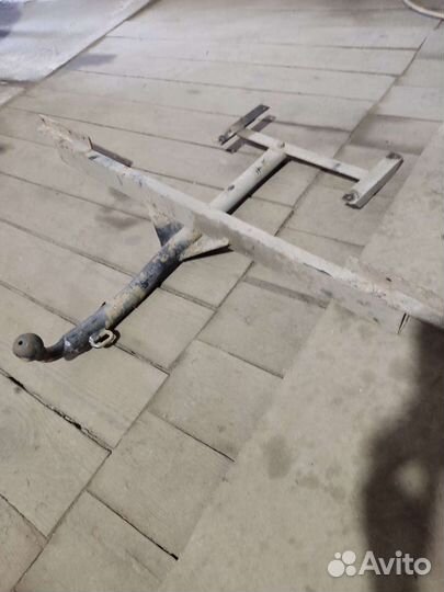 Фаркоп mazda 3