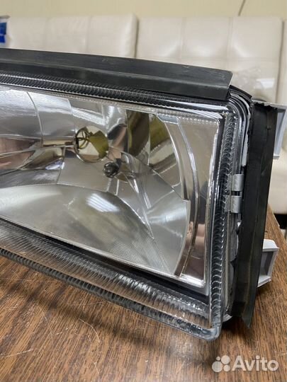 Фара правая Skoda Octavia A4 Tour дорестайлинг