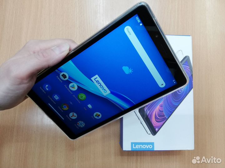 Планшет Lenovo Tab M7
