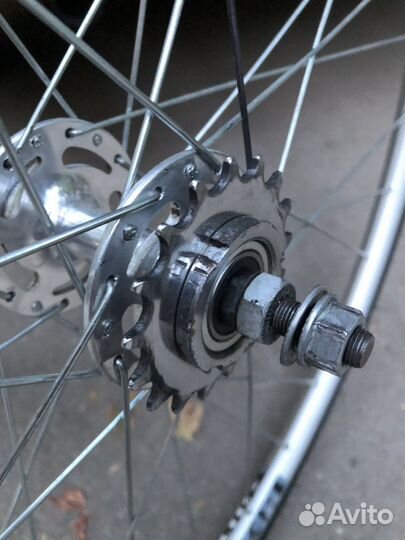 Колеса на фикс 700с