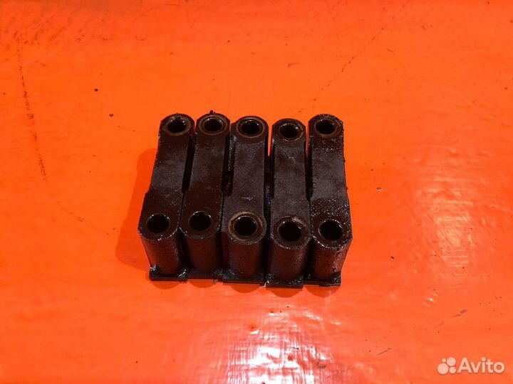 Бугель коленвала toyota corolla E10