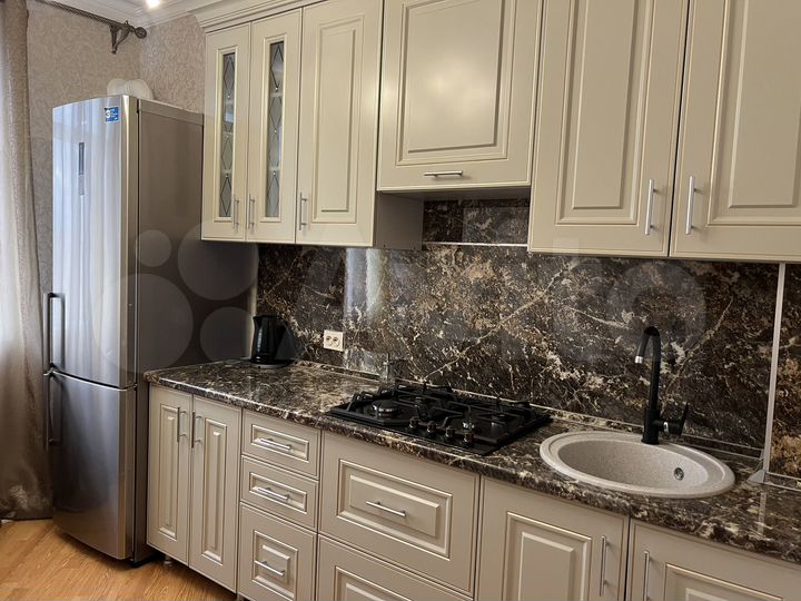 3-к. квартира, 80 м², 3/4 эт.