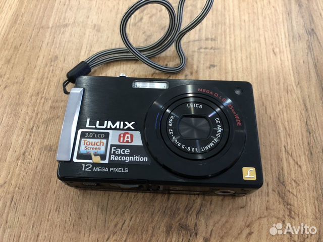 Компактный фотоаппарат Panasonic Lumix DMC-FX550