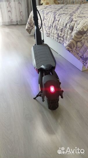 Электросамокат Hiper Model Z Black 800Вт