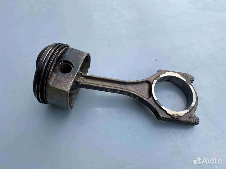 Поршень Audi Q7 (4L 2006-2015) 079 131 101 P