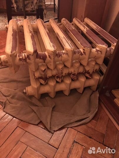 Батарея чугунная