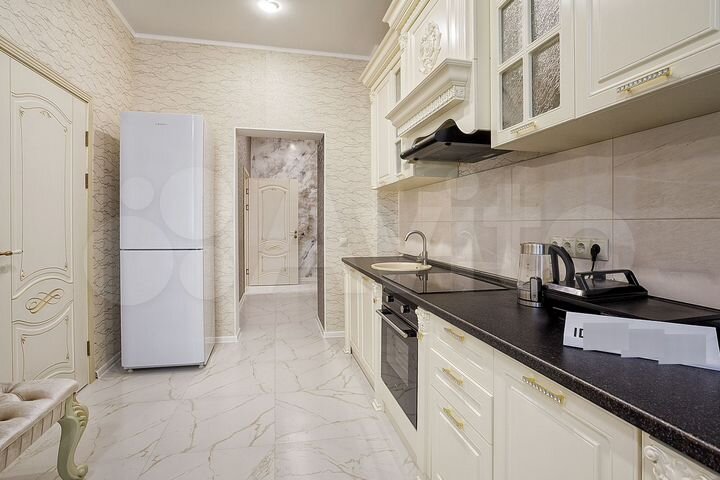 3-к. апартаменты, 100 м², 2/9 эт.