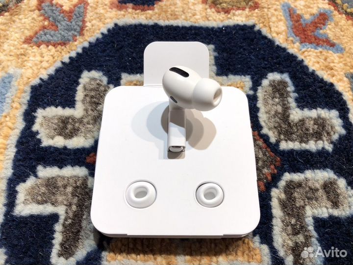 Левый наушник AirPods Pro оригинал (L) доставка