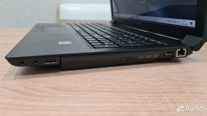 Ноутбук Lenovo B570e i5 / 8Гб / SSD 120 / HDD 320