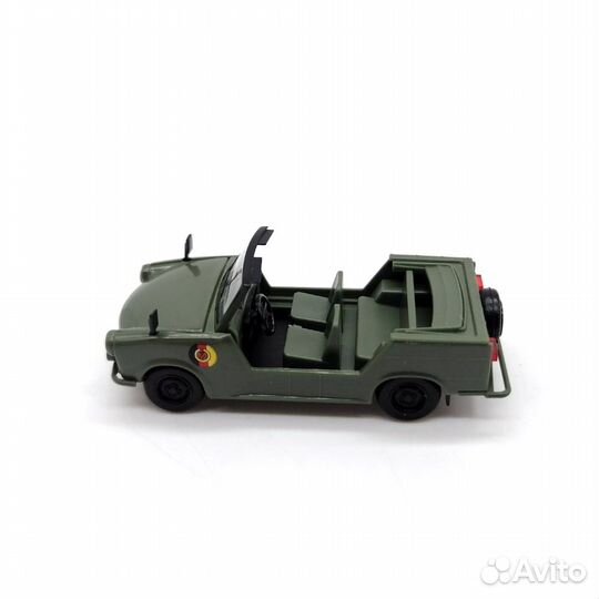 Модель herpa 24440 Trabant 601 Bucket NVA 1:87