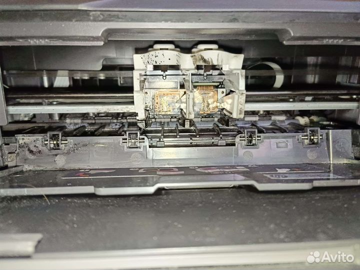 Продаю цветной принтер HP DeskJet 2000 J210a