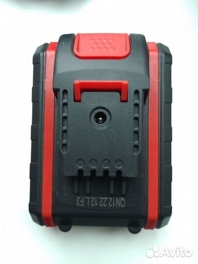 Батарея шуруповерта