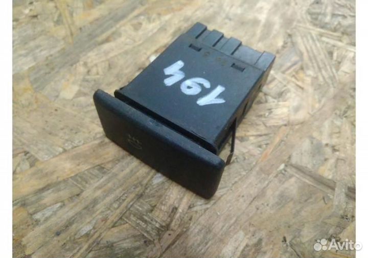 Кнопка противотуманки Audi 200 44/44Q