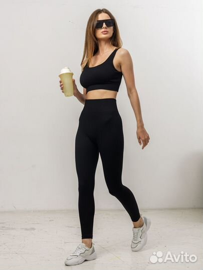 Спортивный костюм женский