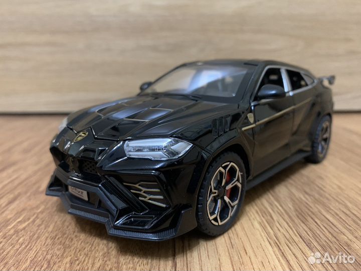 Машинка Ламба Урус с выхлопом