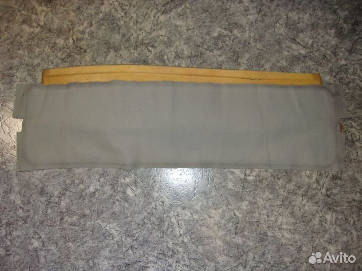 Детали отделки люка Audi 80 B3