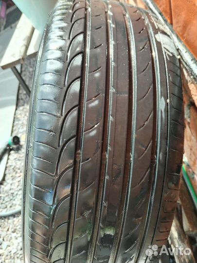 Goodyear EfficientGrip 20.5/60 R16