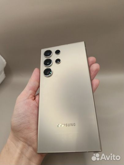 Samsung Galaxy S24 Ultra, 12/256 ГБ