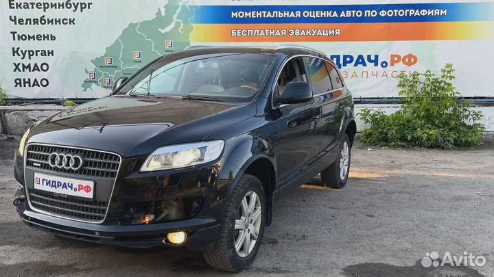 Блок предохранителей Audi Q7 (4L) 4L1971845