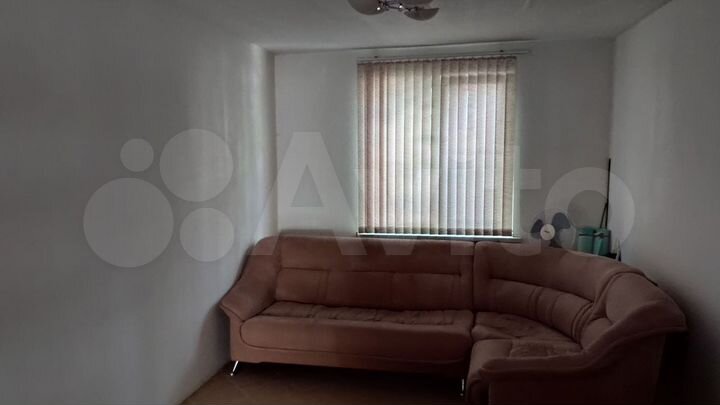 3-к. квартира, 74 м², 1/2 эт.