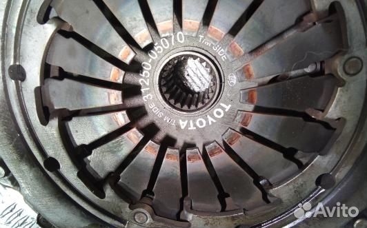 Маховик демпферный дизельный toyota corolla verso