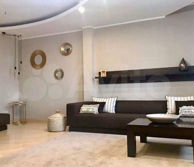 2-к. квартира, 70 м², 4/7 эт.