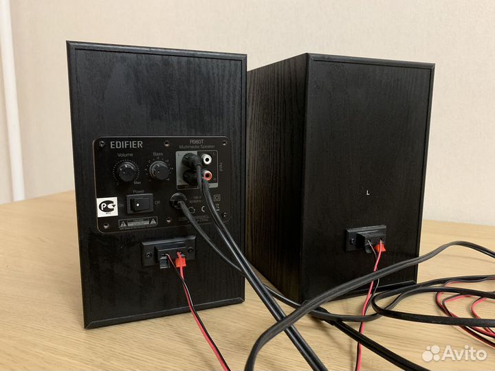 Компьютерные колонки Edifier R980T