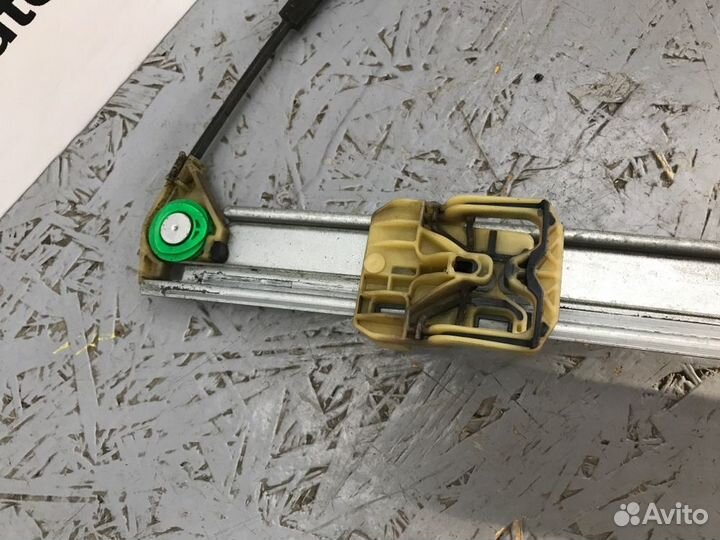 Стеклоподъемник передний правый Audi Q5 8R cdnc