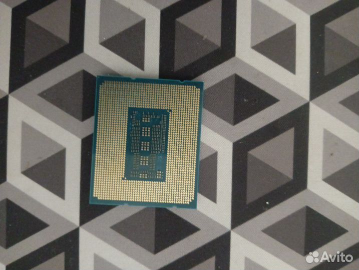 Процессор i7-13700KF