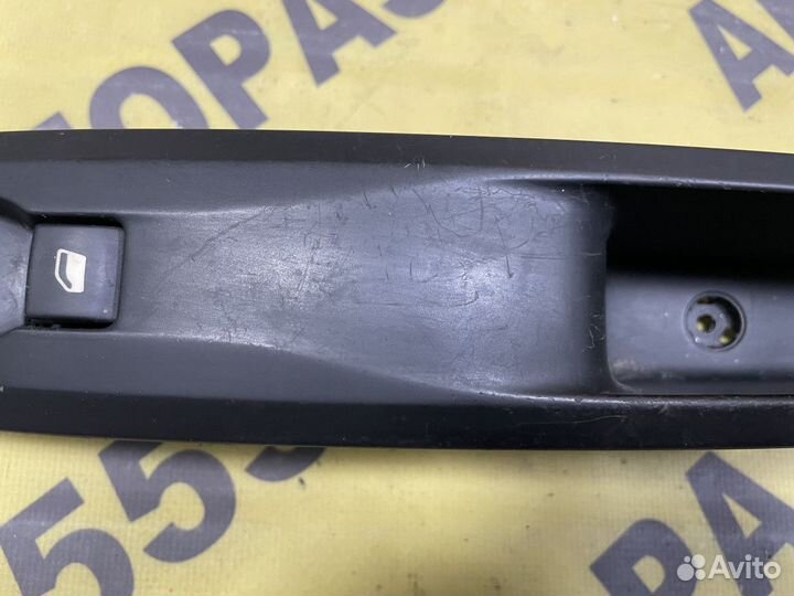 Кнопка стеклоподъемника пп Citroen C4 2