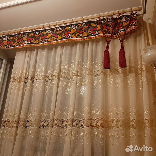 Ламбрикен для кухни Хохлома