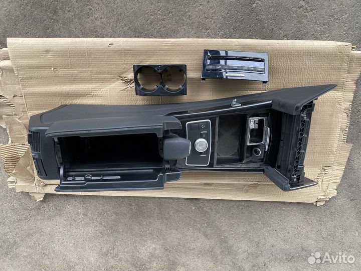 Центральная консоль в сборе Avantgarde w212